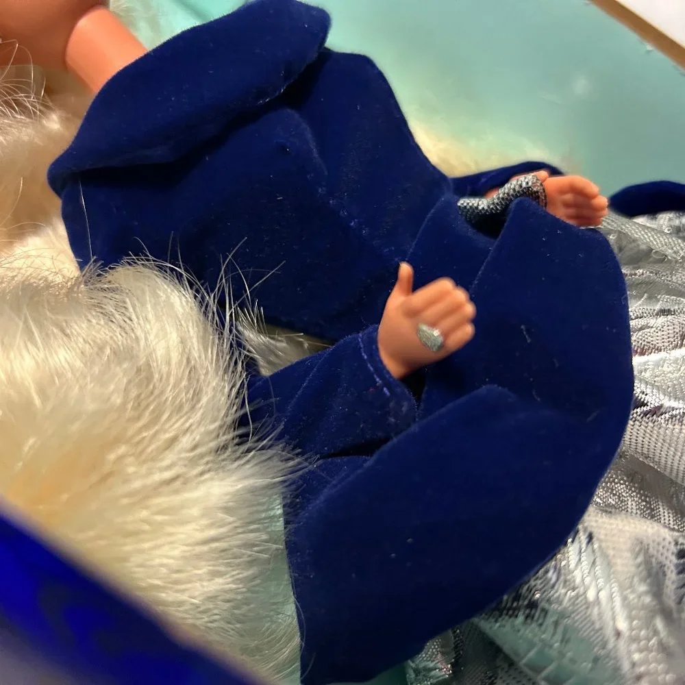 1995 Avon Winter Velvet Barbie Doll Collectible Holiday Vintage